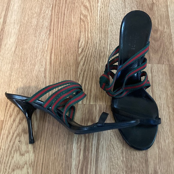 AUTHENTIC GUCCI Sandal US 7 - Picture 1 of 14